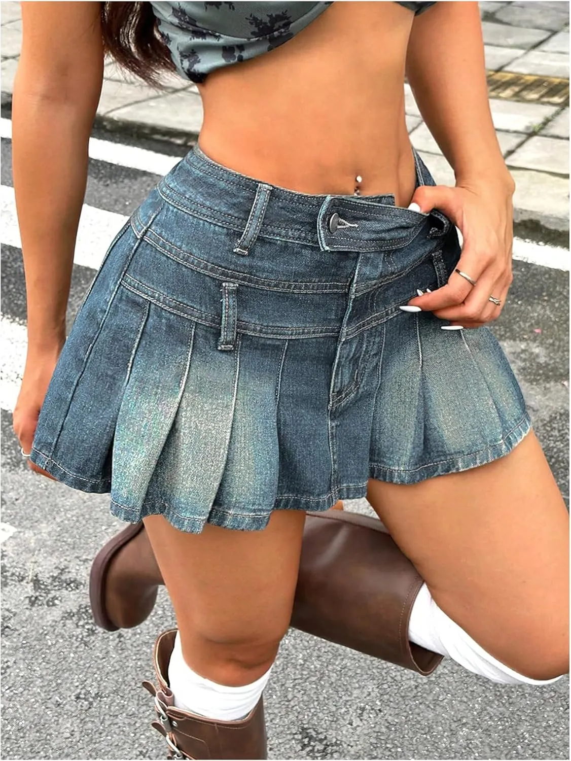 Floerns Women's Pleated Hem Denim Skirts High Waisted Y2k Jean Skater Skirts