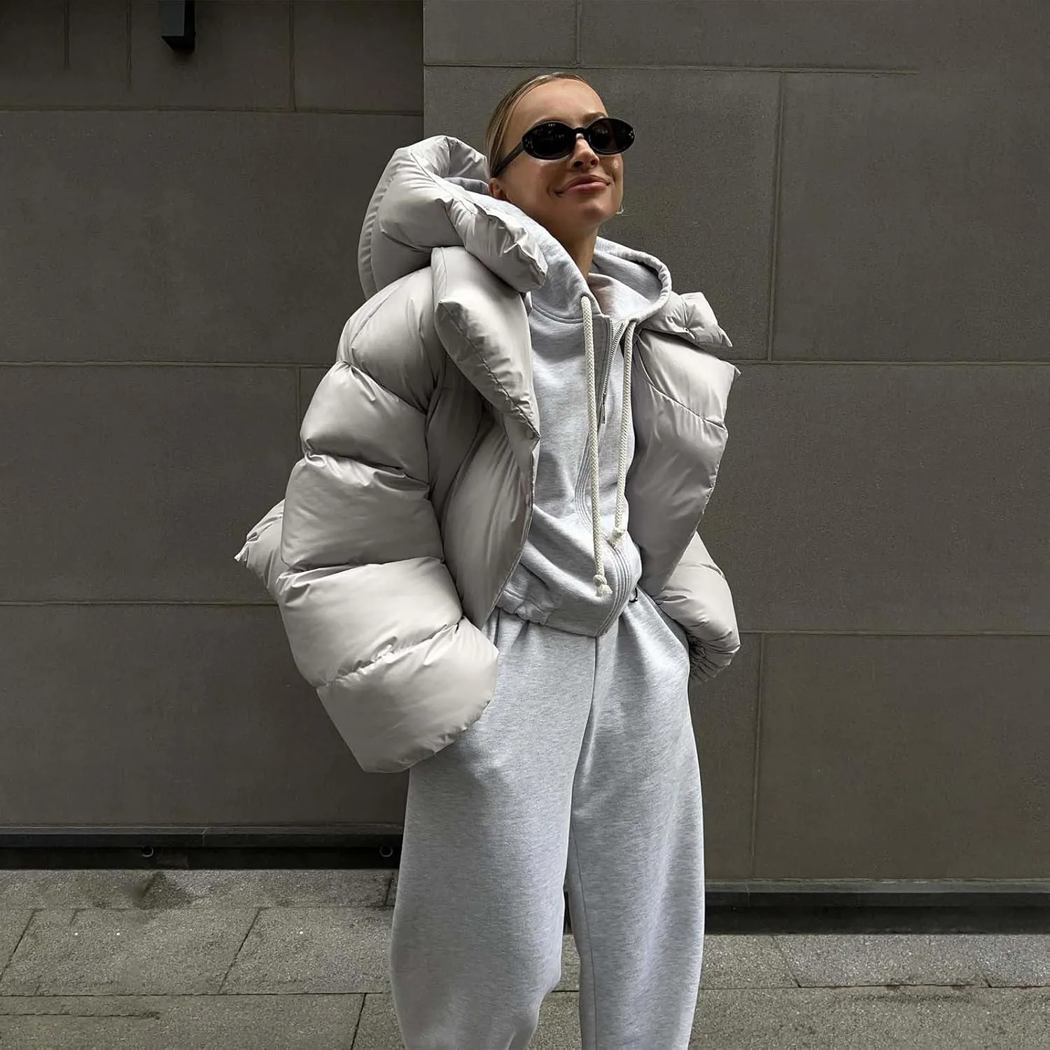Oversized Down Jacket Womens Thickened Short Padded Y2k Puffer Pockets Cropped Winter Coat Outerwear Removable Hood