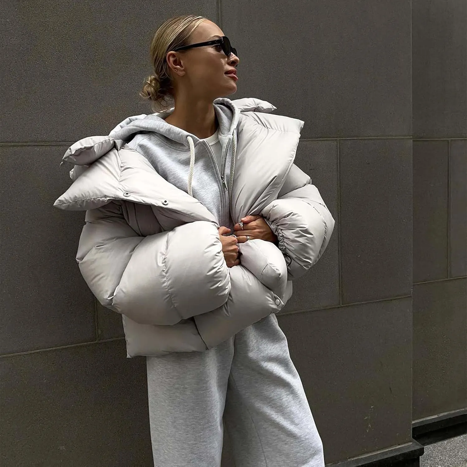 Oversized Down Jacket Womens Thickened Short Padded Y2k Puffer Pockets Cropped Winter Coat Outerwear Removable Hood