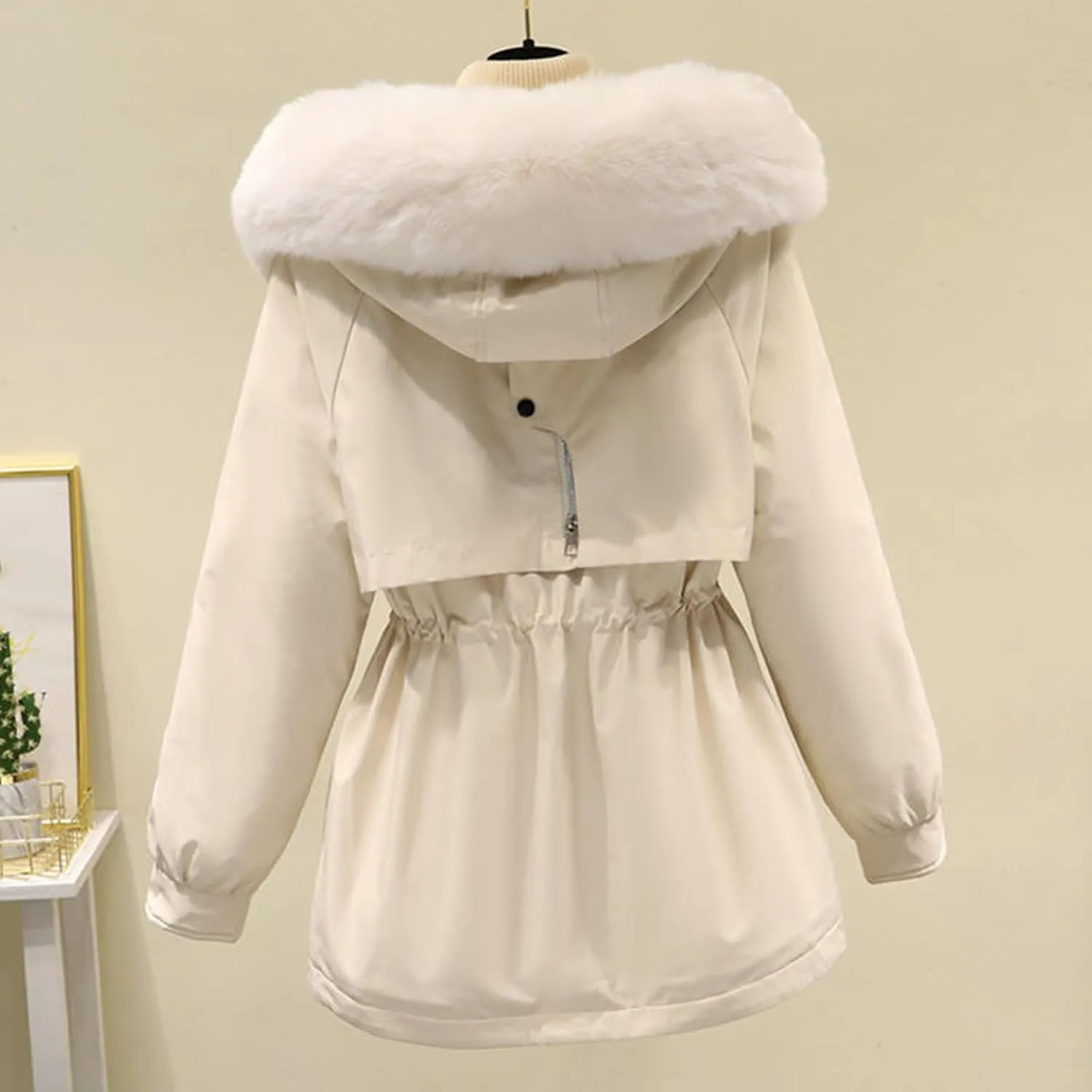 Womens 2024 Winter Fashion Cropped Coats Casual Warm Hood Puffer Jacket Elegant Long Sleeve Waist Cinching Down Coat